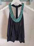 Underbar designer topp