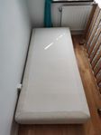 Säng 90x200 från Ilva 