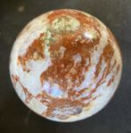 agat-onyx m.fl mineraler i en o samma "boll-kula" omkr 30 cm