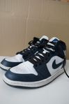 Jordan 1 Mid Armory Navy
