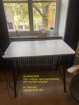 Office table – standing table