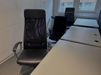 Höj och sänkbart skrivbord och stol