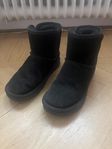 Boots Pace strlk 37