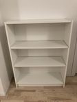 bokhylla (vit, köpa från IKEA)