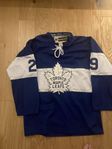 Toronto Maple Leafs tröja