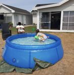 Bassäng/pool Uppblåsbar inkl. allt. Överdrag,reningspump 