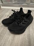 Adidas skor strl 41 nya 