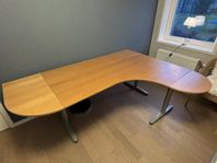 Hörnskrivbord 200x150 ställbar höjd