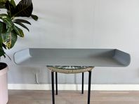 Vägghylla från Bolia 80 cm