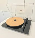 Pro-Ject Debut III vinylspelare + Ny Audio Technica pickup