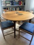 Matbord i teak med iläggsskiva – 110 cm i diameter