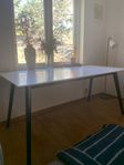 Matbord Corian