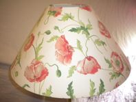 Golvlampa Laura Ashley