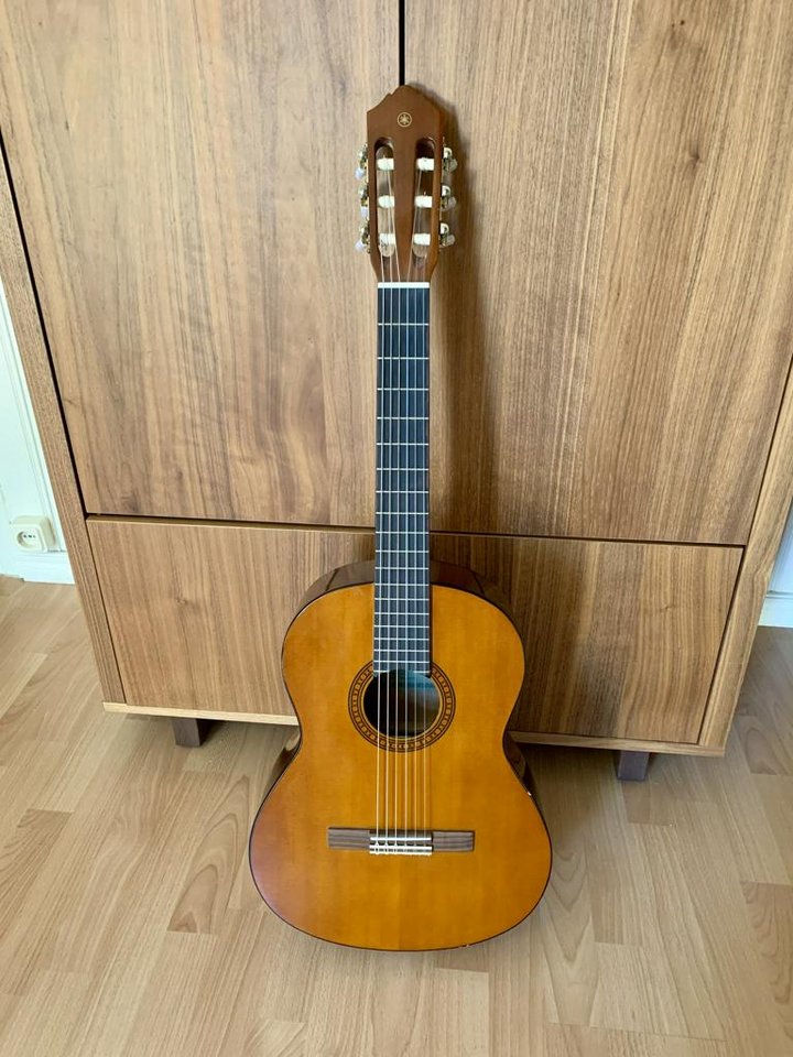 Yamaha CS40 - Nylonsträngad m...