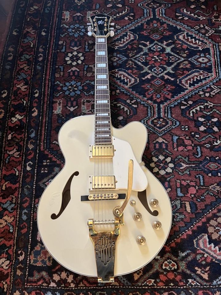 Ibanez Artcore halvakustisk 