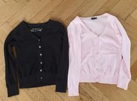 Rosa och svart tröja strl 146-152  blingbling knappar 300kr