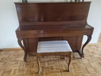 Bortskänkes Piano från Nordiska pianofabriken 