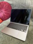 MacBook Pro 13”  M1(köpt 2021)  16gb RAM  1TB SSD