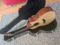 Taylor 714 CE