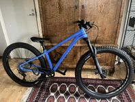 Specialized Fuse 27,5 himmelsblå