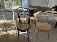 Klassiska Ton designstolar i olika färger