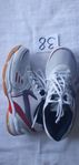 Sport skor, st.38, Nya 