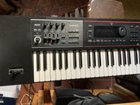 Roland Juno DS61 - synth