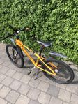 Pojkcykel Crescent Jare 24 tum