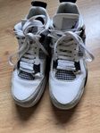 Jordan 4 military black