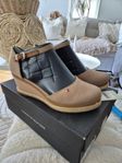 Tommy Hilfiger sommarsko 38