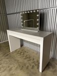 Ikea MALM sminkbord. Malm toalettbord