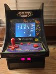 Arkadmaskin med Retrospelet Galaga.