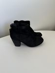 Svarta Vagabond boots, strl 37