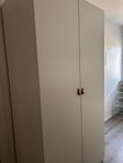 garderob FORSAND från ikea inkl trådback