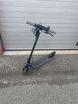 Ninebot By Segway Segway E2 E Elscooter mörkgrå