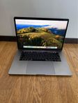 MacBook Pro 15 2018 touchbar  Nytt Batteri
