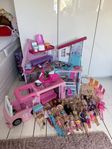 Barbie med tillbehör