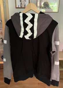 Hoddie från Elly Pistol