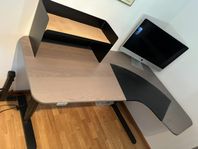 Skrivbord höj/sänkbar, med hylla och stol