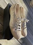 skinnsko / sneakers i skimrande guld/beige 39