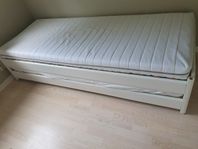 Stapelbara enkelsängar, Utåker