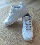 Superfina Puma sneakers