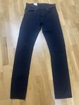 Nya Nudie Jeans Grim Tim 31-34