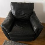 Skinnsoffa och 1 st reclinerfåtölj