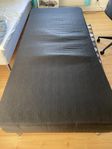 säng 90 cm