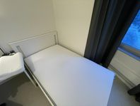 Bed + mattress