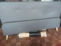 Jysk 180×200 Kongsberg säng + IKEA Luröy Ribbotten 