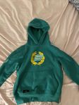 Hammarby hoodie för pojkar ungefär 10-13 