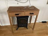 litet nätt bord/ avlastning/skrivbord