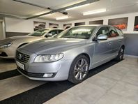Volvo V70 D4 Momentum 181hk VOC NAVI